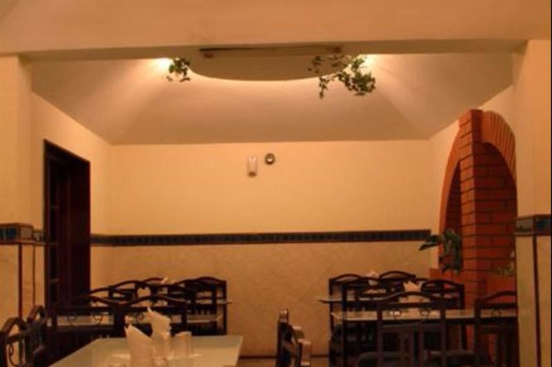 Hotel Ram International Pondicherry Bagian luar foto